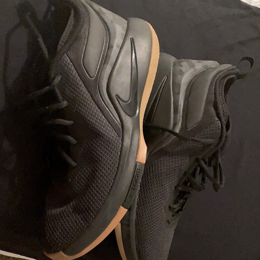 Lebron’s, they’re like new, been worn four times!